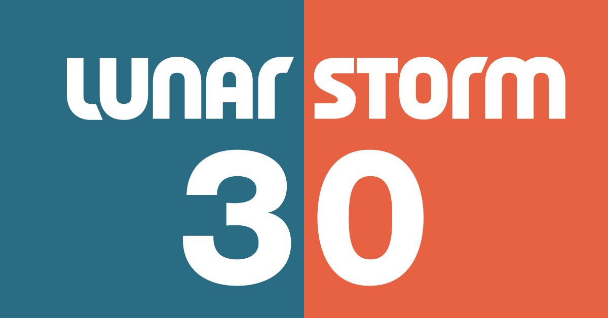 LunarStorms logotyp i petrol och orange med en stor siffra 30 under.