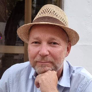 Fredrik Sunmo Fredrik Sunmo